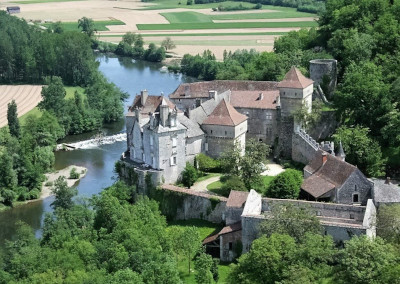 chateau de Cénevière