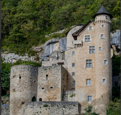 chateau de Larroque-Toirac